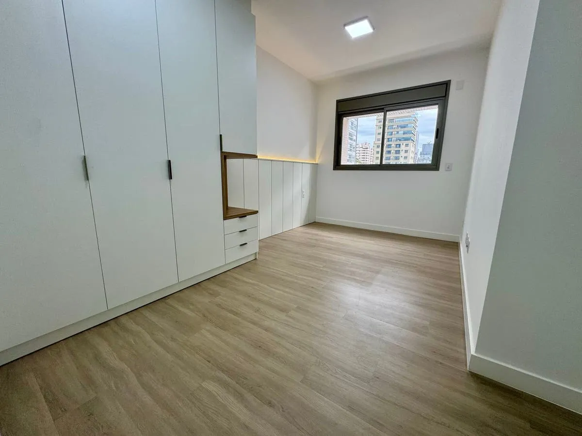 Вид на воду и 3 спальни: квартира 95 м² — photo 21