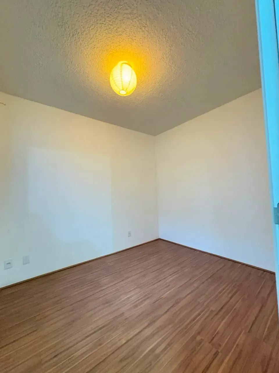 2-bedroom apartment with open-plan kitchen — photo 19