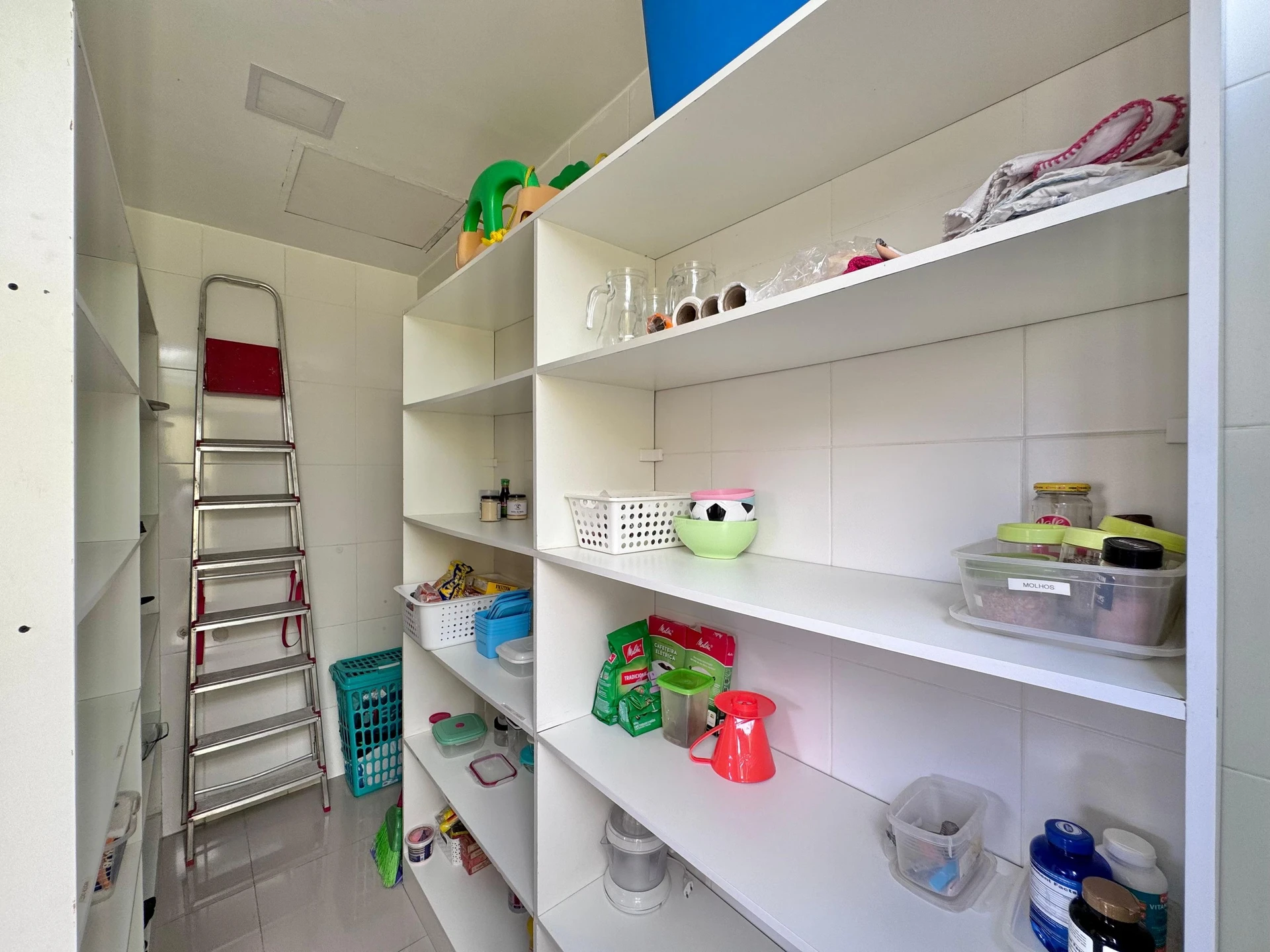 Apartamento amueblado de 4 dormitorios con jardín privado — photo 30