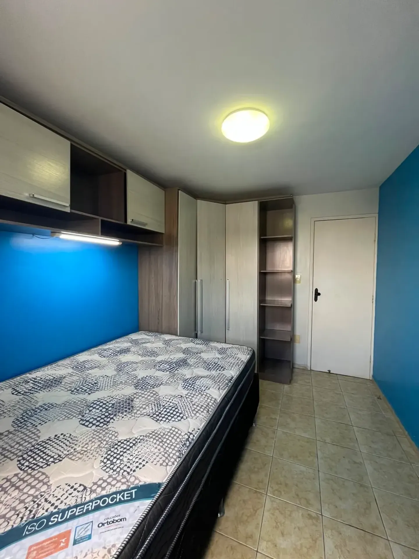 Furnished apartment with 3 bedrooms and an en-suite — photo 5