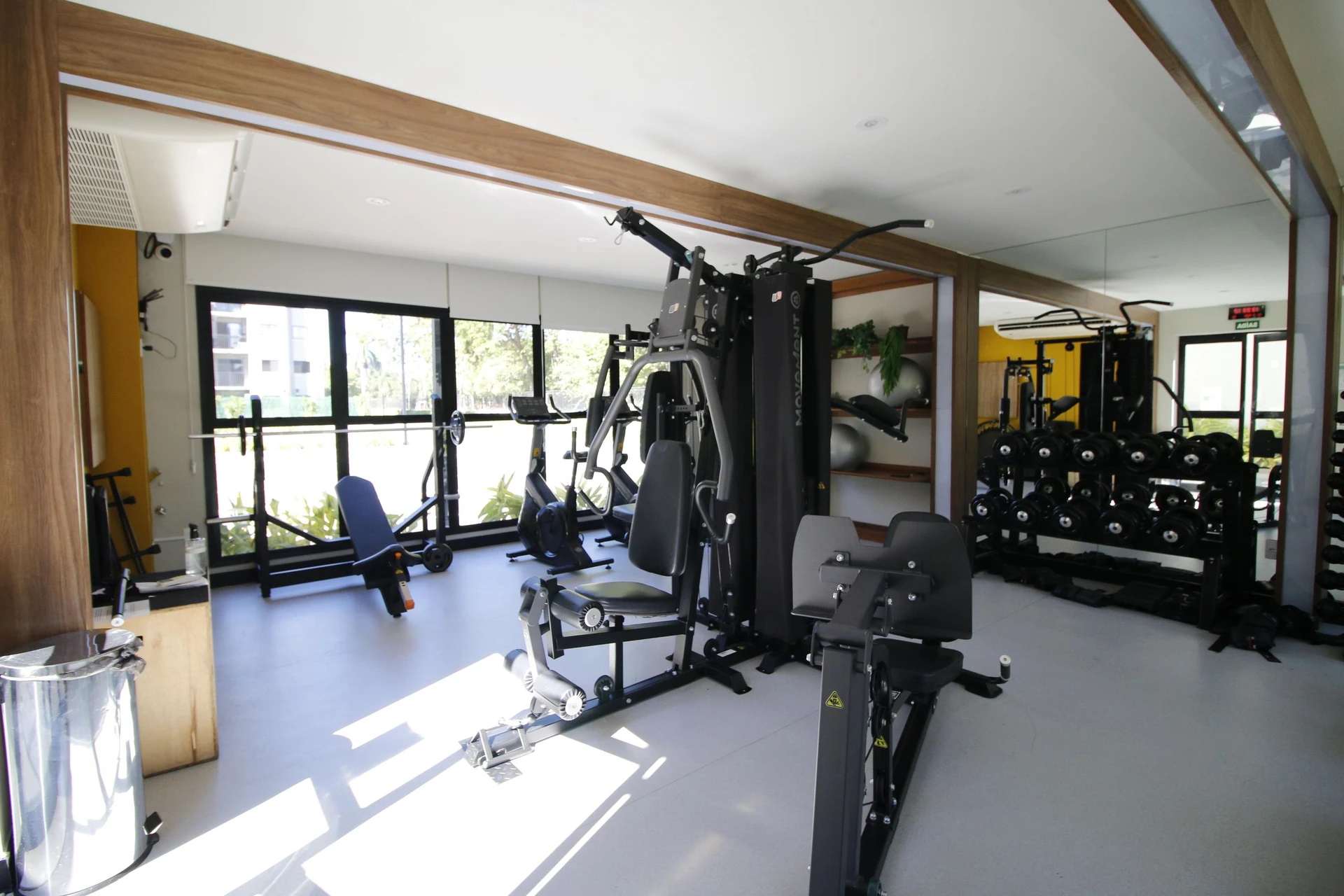 Apartamento com 2 quartos, varanda e vaga de garagem — photo 12