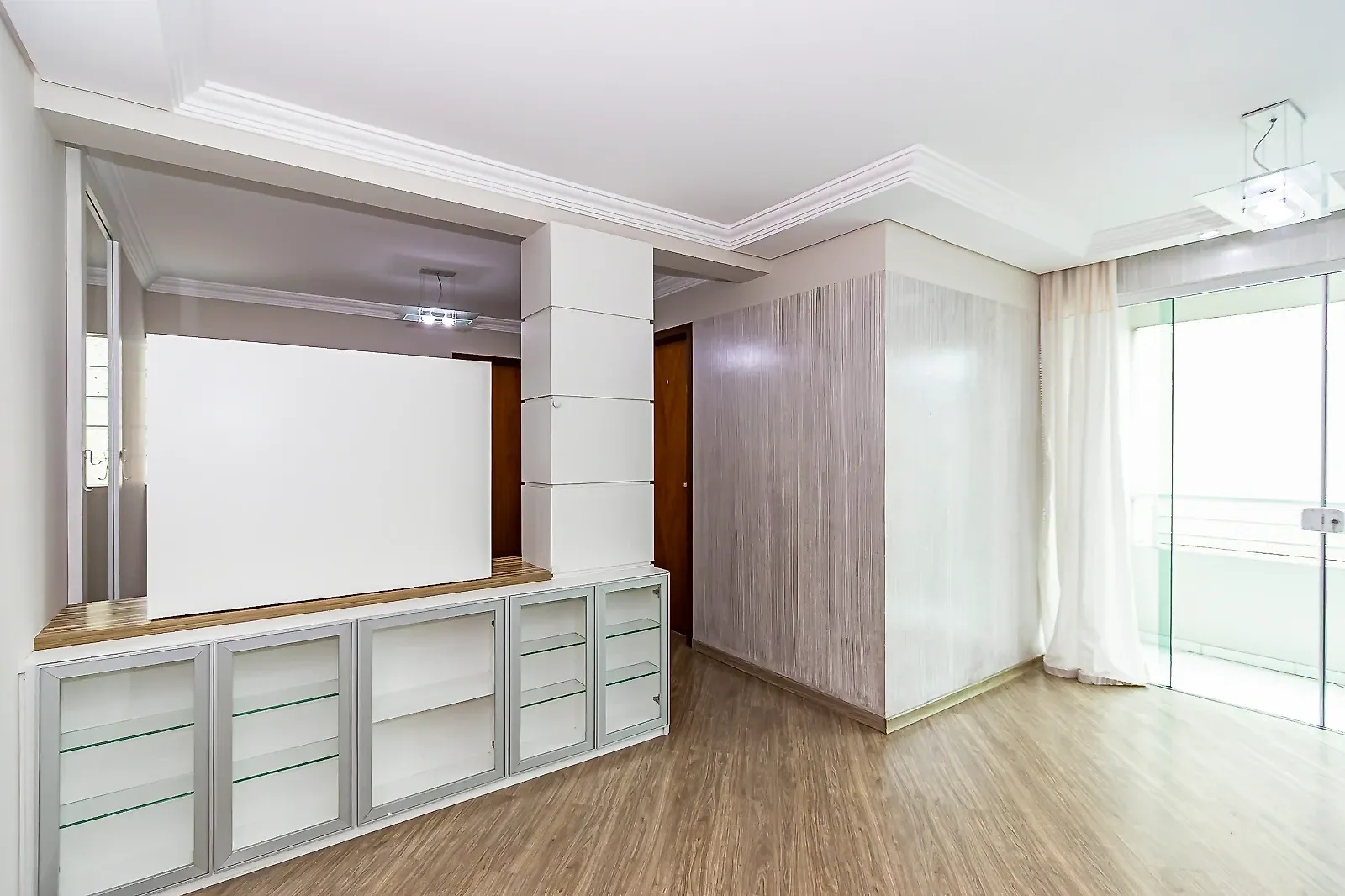 Apartamento de 2 quartos com varanda gourmet, Bacacheri — photo 6