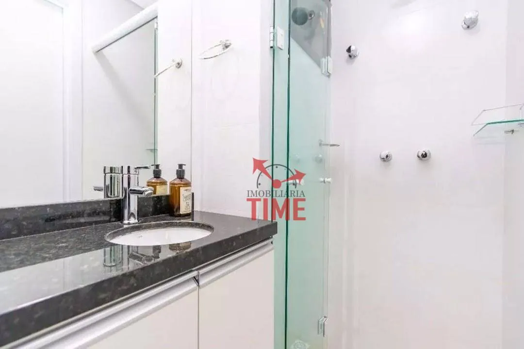 Air-conditioned 1-bedroom apartment with kitchenette — photo 27
