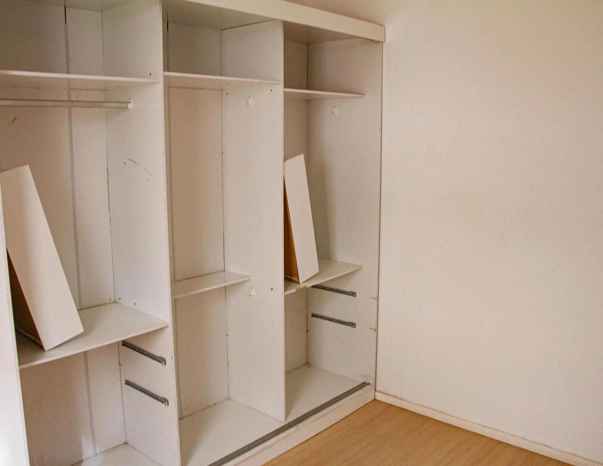 Unfurnished 2-bedroom apartment with 1 bathroom and 1 parking — photo 3