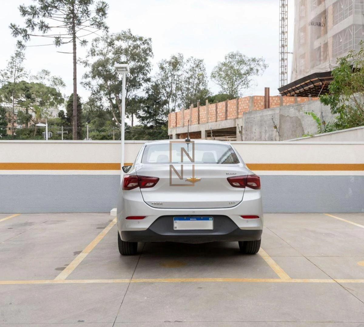 Furnished 2-bedroom apartment with 87 m² and parking — photo 31