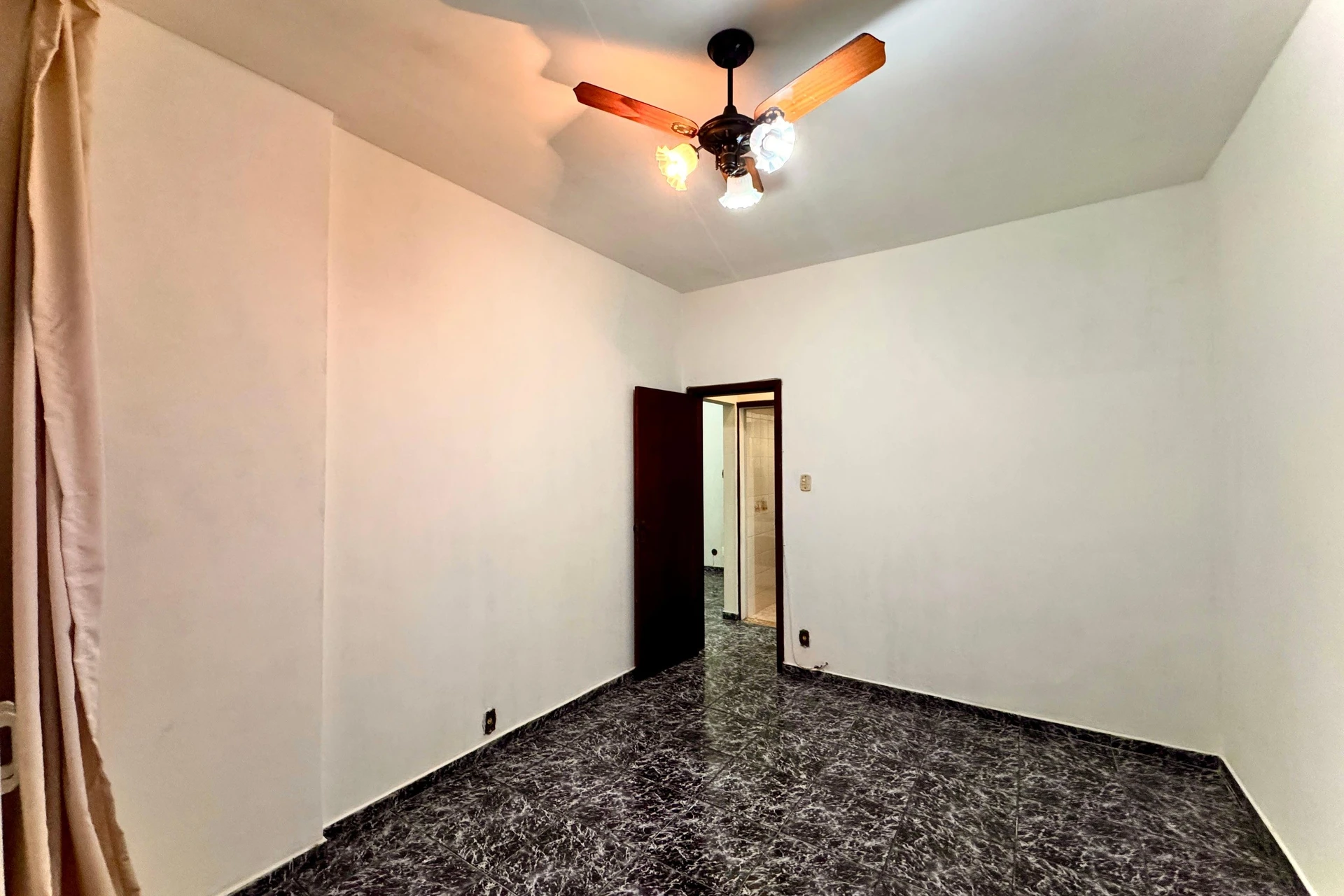 Apartamento de 1 quarto com cozinha fechada a gás — photo 7