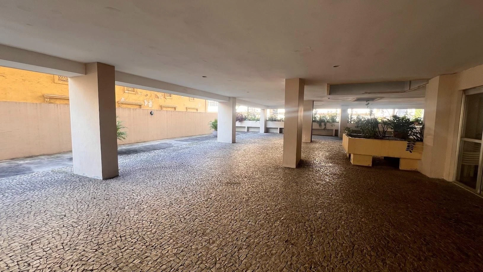 3-bedroom apartment with 2 parking spaces — photo 16