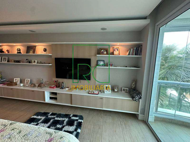 Apartamento de 4 suítes com 390 m² e 3 vagas — photo 13