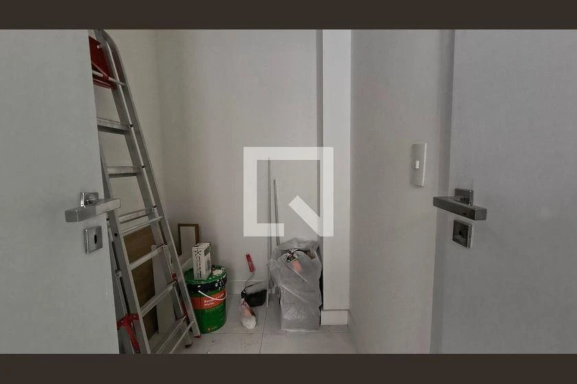 Apartamento com 3 suítes, 5 banheiros e 328 m² — photo 23