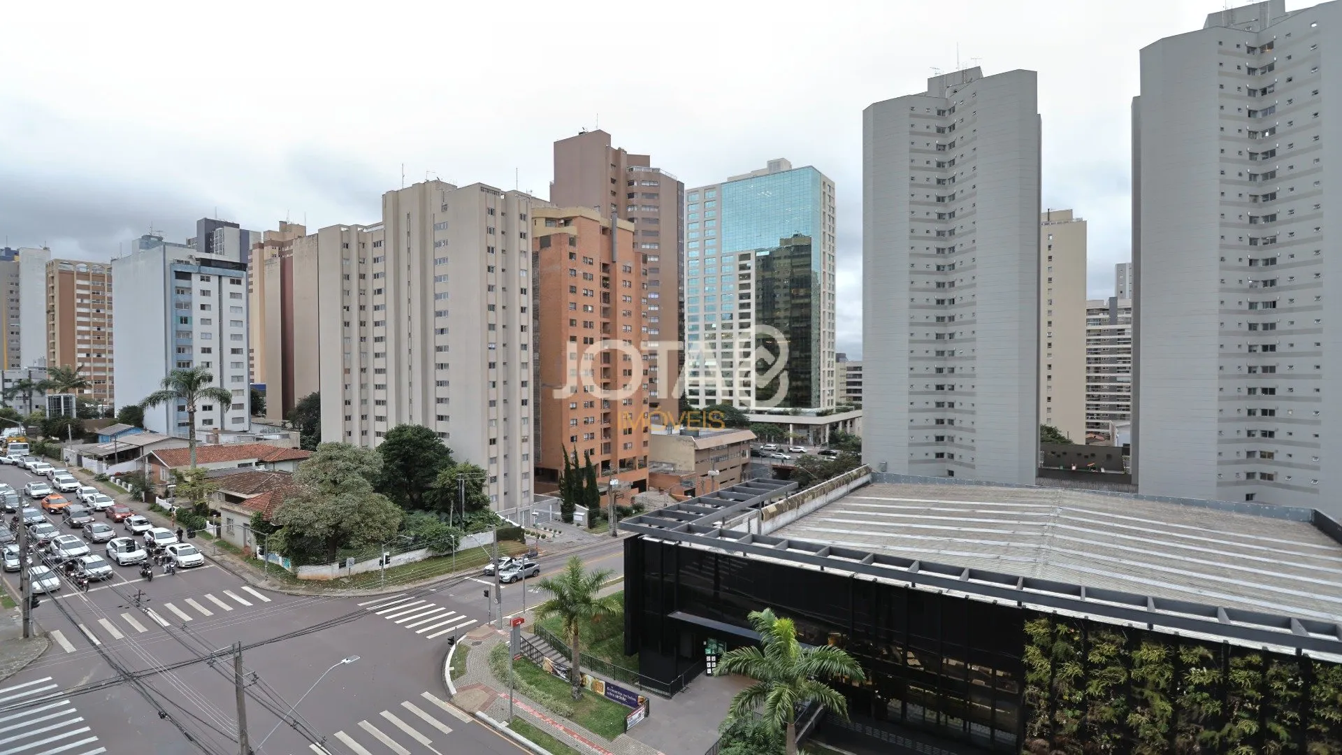 1-bedroom apartment with 66 m² and a balcony — photo 27