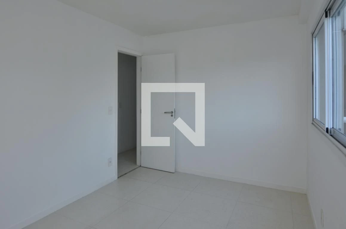 Furnished apartment, 90 m², with a grill on the balcony — photo 26