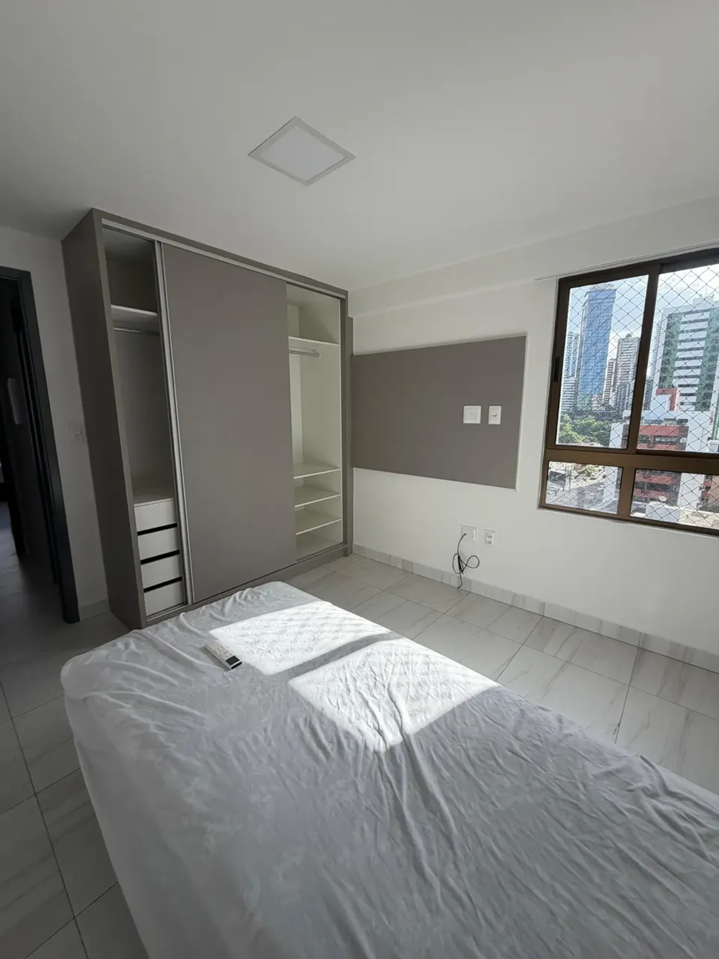 Furnished apartment with open-plan kitchen on the 9th floor — photo 6