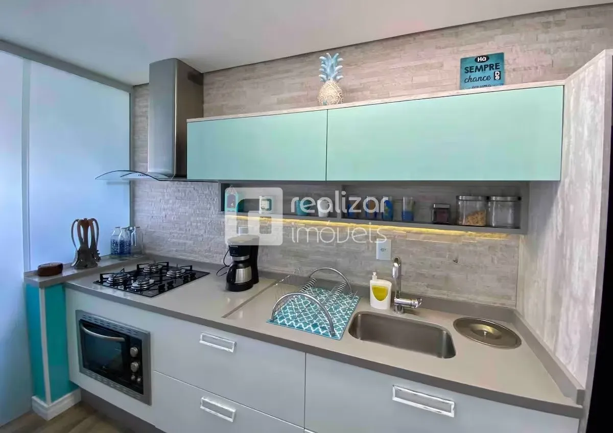 Furnished 2-bedroom apartment with private garden — photo 17