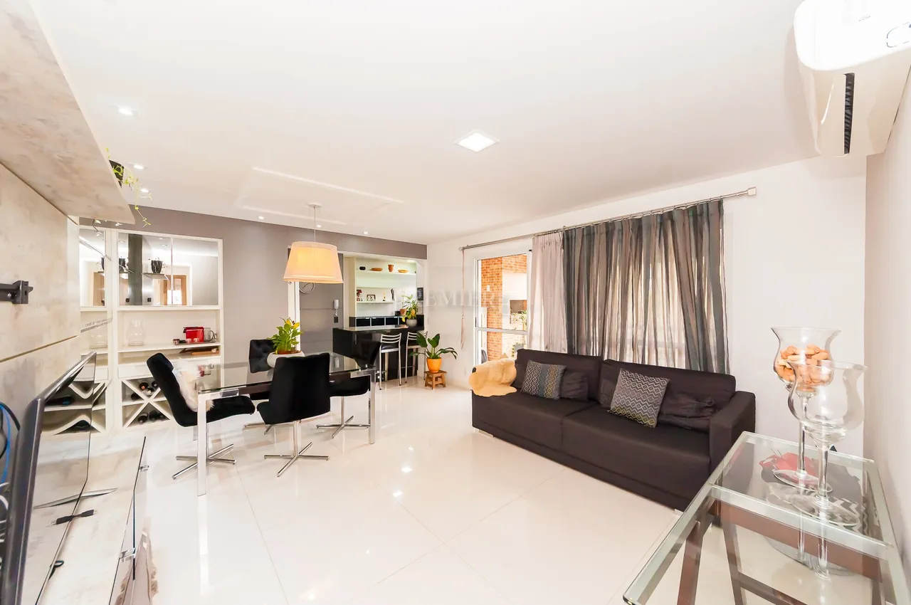 Duplex apartment with 3 bedrooms and 4 bathrooms
