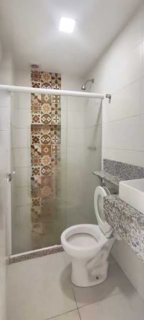 Duplex top-floor home with 3 bedrooms and 1 suite — photo 13