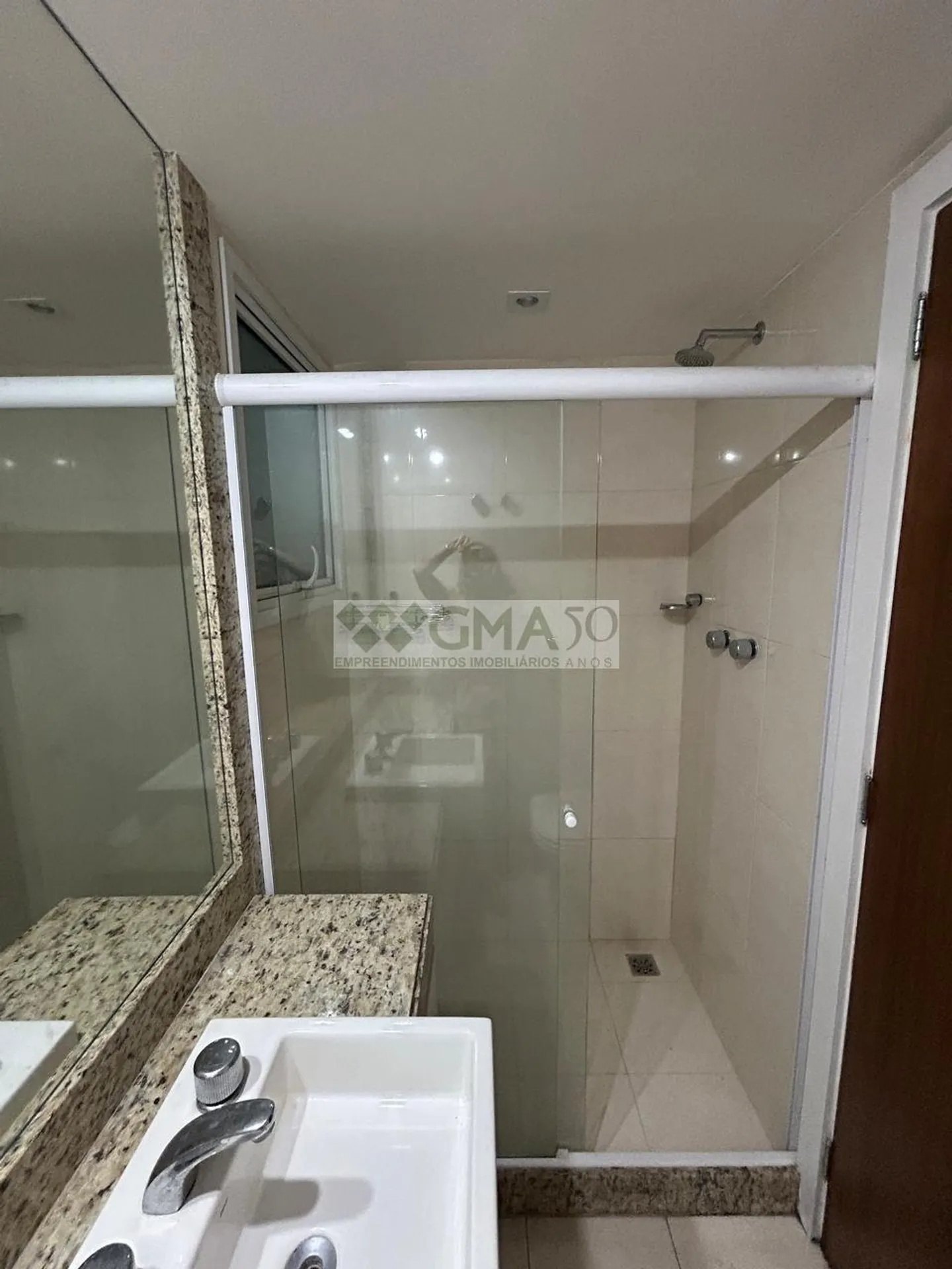 Apartamento com 4 quartos e 5 banheiros com vaga — photo 25