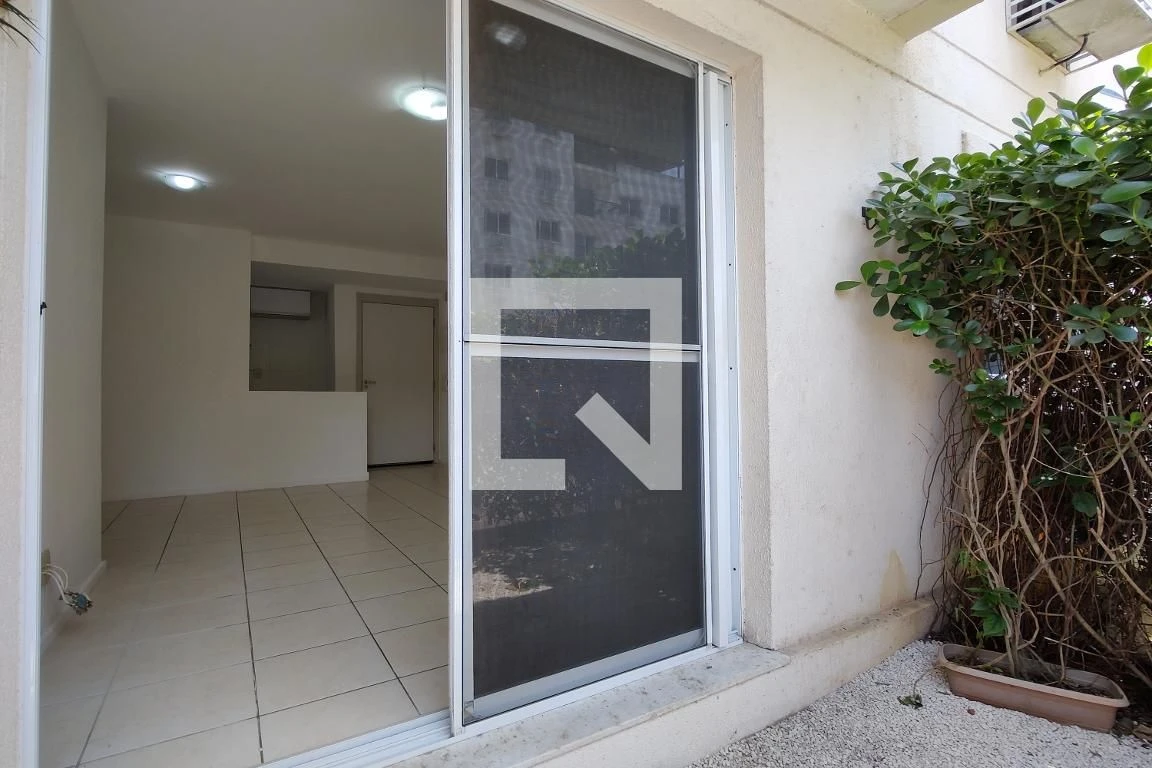Unfurnished apartment with 3 bedrooms and open kitchen — photo 22
