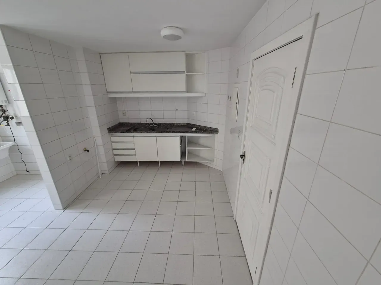 3-bedroom apartment with a home office in Rio de Janeiro — photo 6