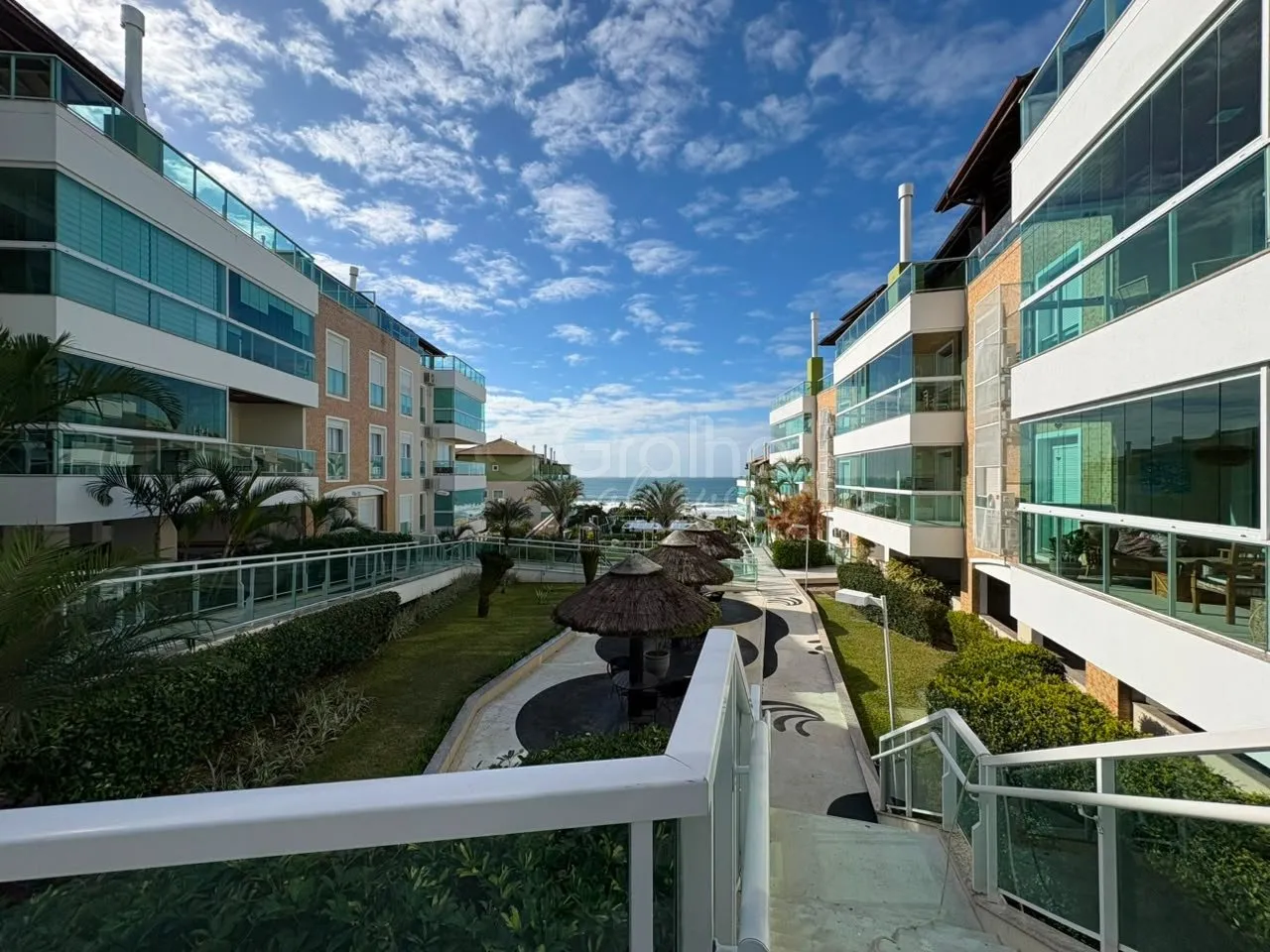 Furnished 129 m² apartment with 2 bedrooms and balcony — photo 29