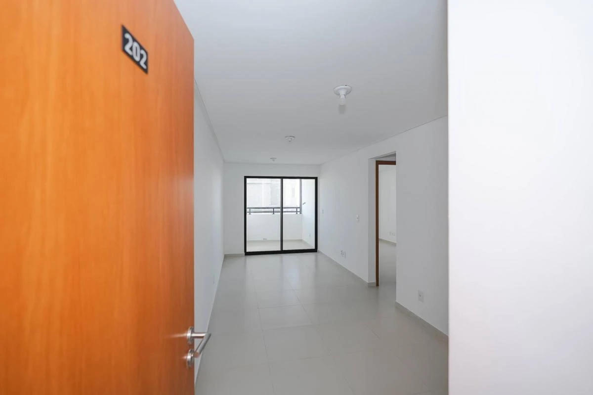 3-bedroom apartment in a building with a pool — photo 14