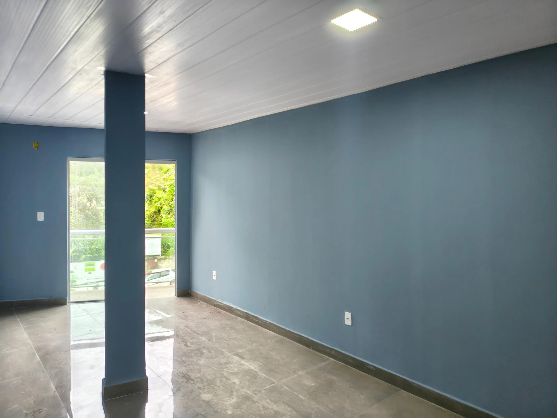 Apartamento com 2 quartos e varanda vista para as montanhas — photo 28