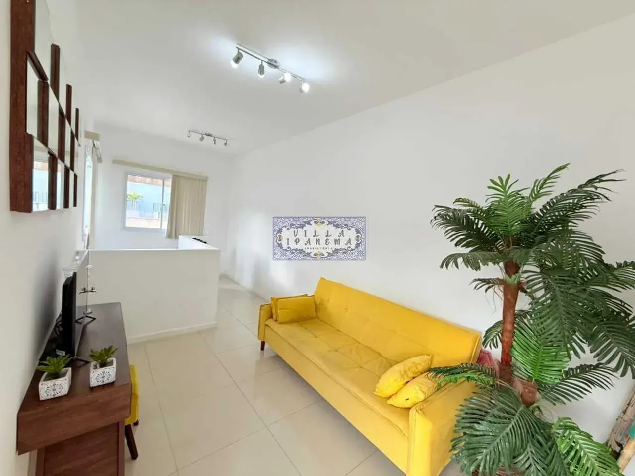 Furnished 3-bedroom duplex with open-plan kitchen — photo 41