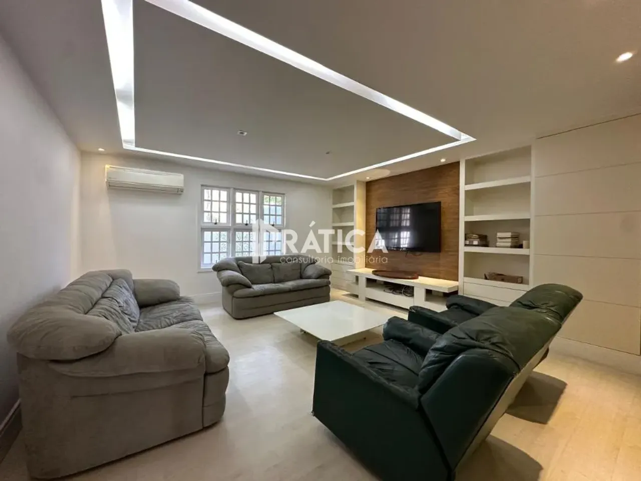 House with 5 bedrooms and 5 bathrooms, balcony grill — photo 15