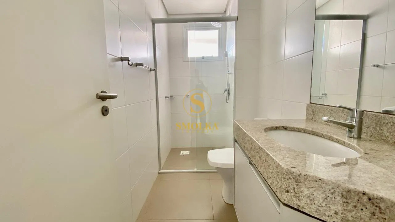 Departamento con balcón cerrado con vidrio en Florianópolis — photo 42