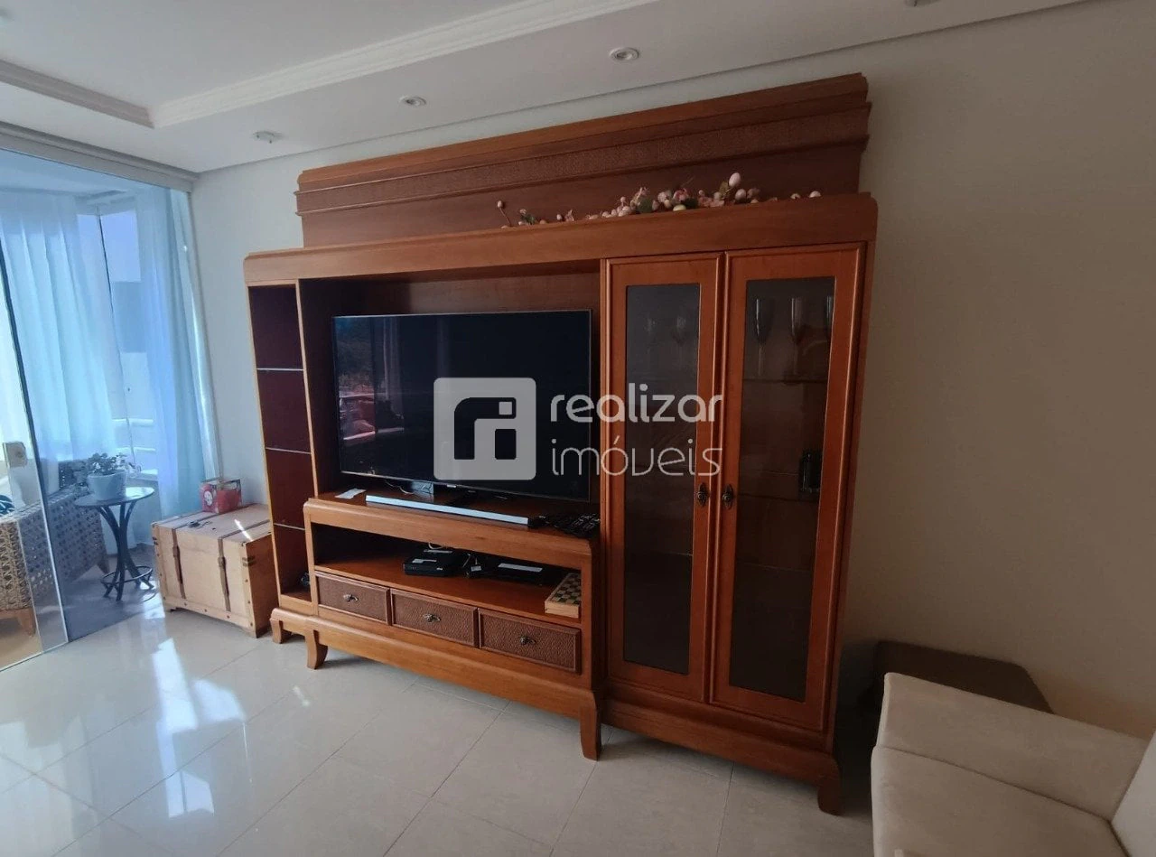 Apartamento de 4 dormitorios con 196 m² y 2 plazas — photo 4