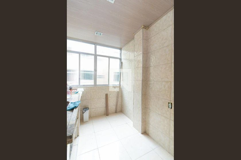 2-bedroom 47 m² apartment with a glass shower box — photo 2