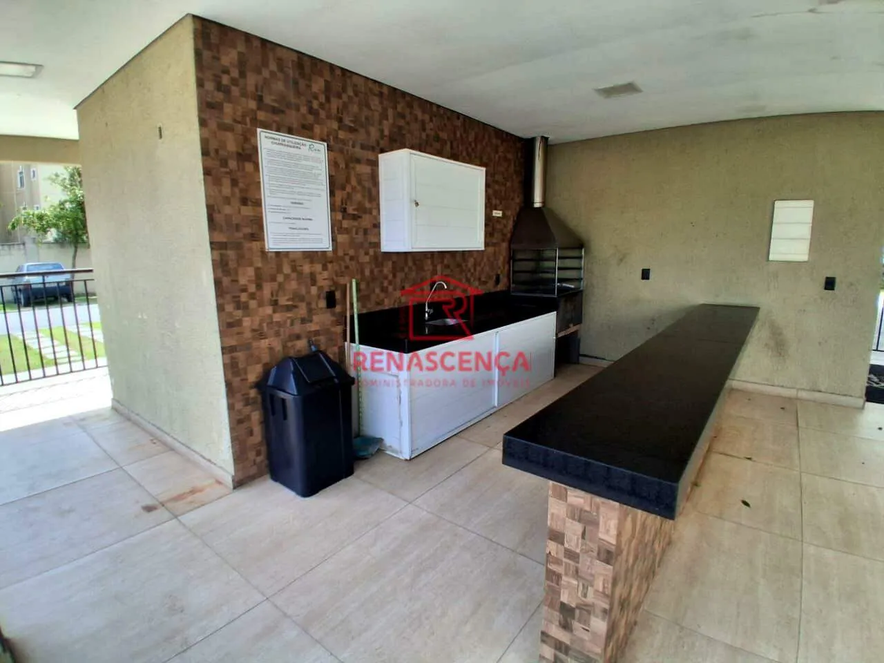 2-bedroom apartment with 1 bathroom and gas stove kitchen — photo 23