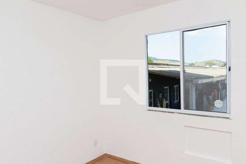 Unfurnished 2-bedroom apartment with 45 m² and wood floors — photo 15