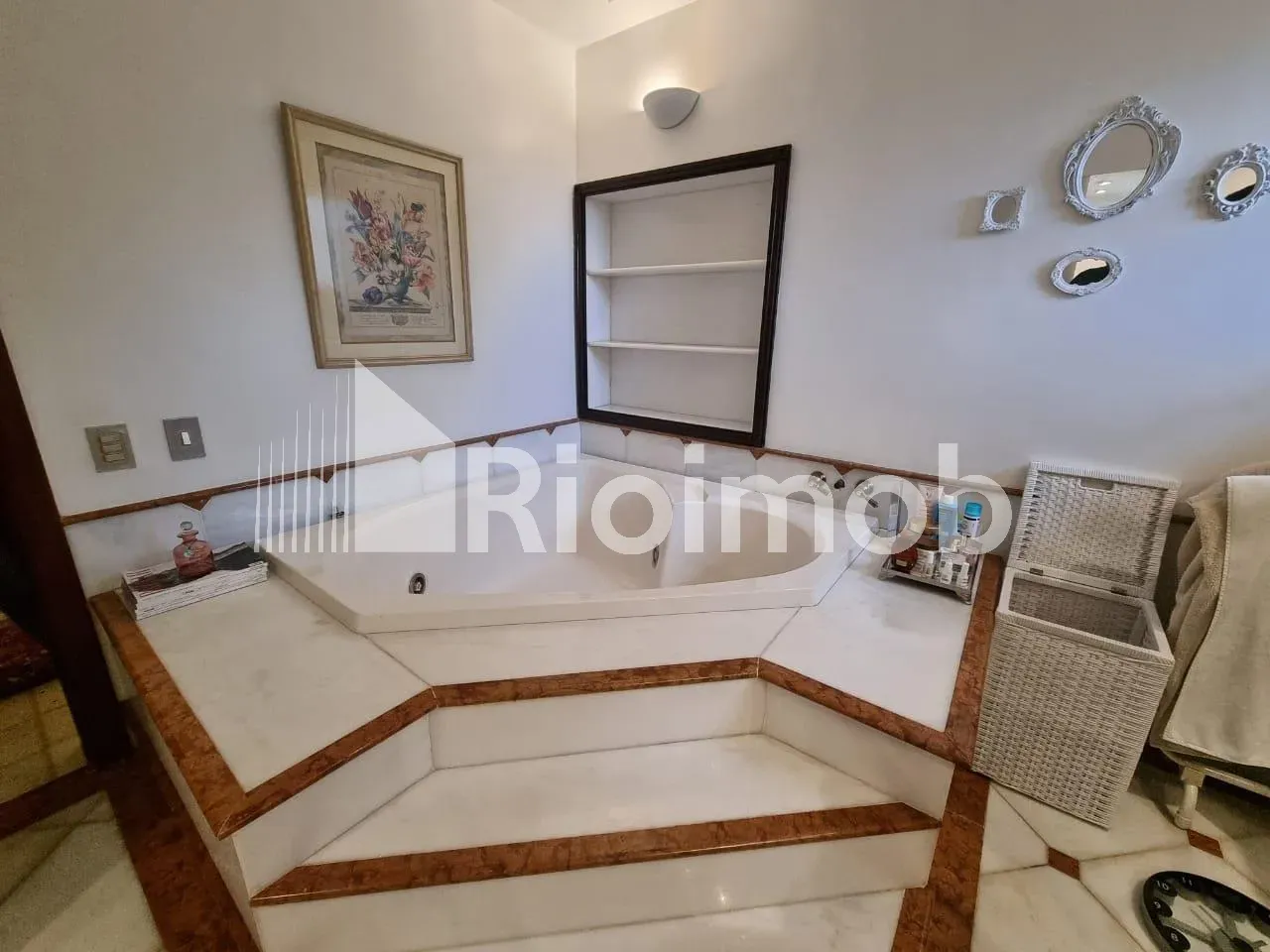Furnished house with 5 bedrooms and 5 bathrooms — photo 10