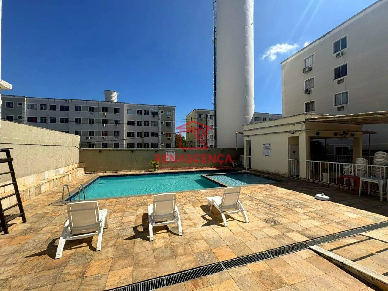 Unfurnished apartment with 2 bedrooms and pool — photo 14
