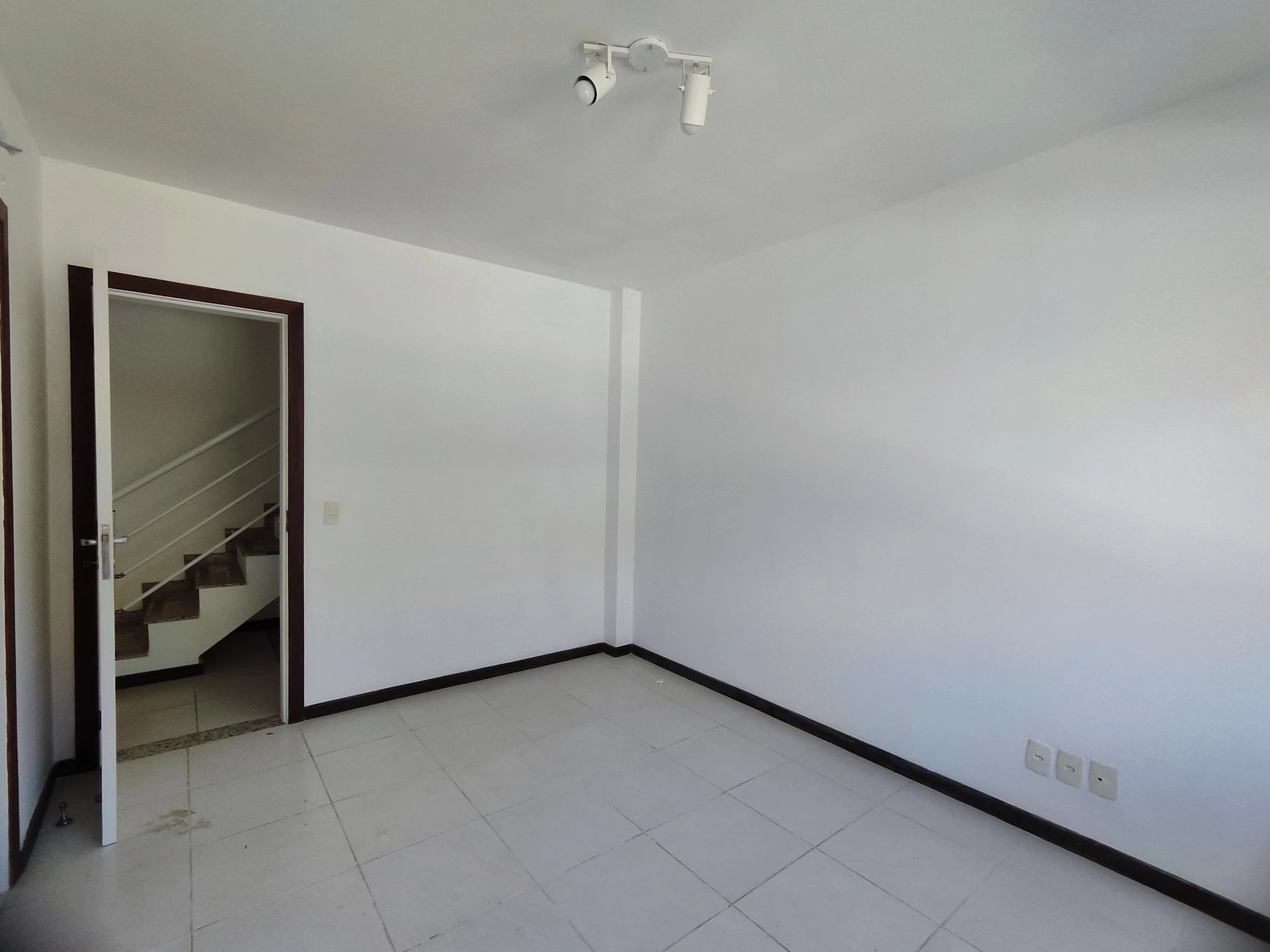 House, 180 m², with a private pool — photo 23