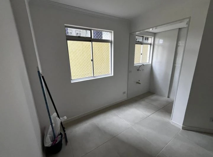 Apartamento de 1 quarto com cozinha separada e 44 m² — photo 4