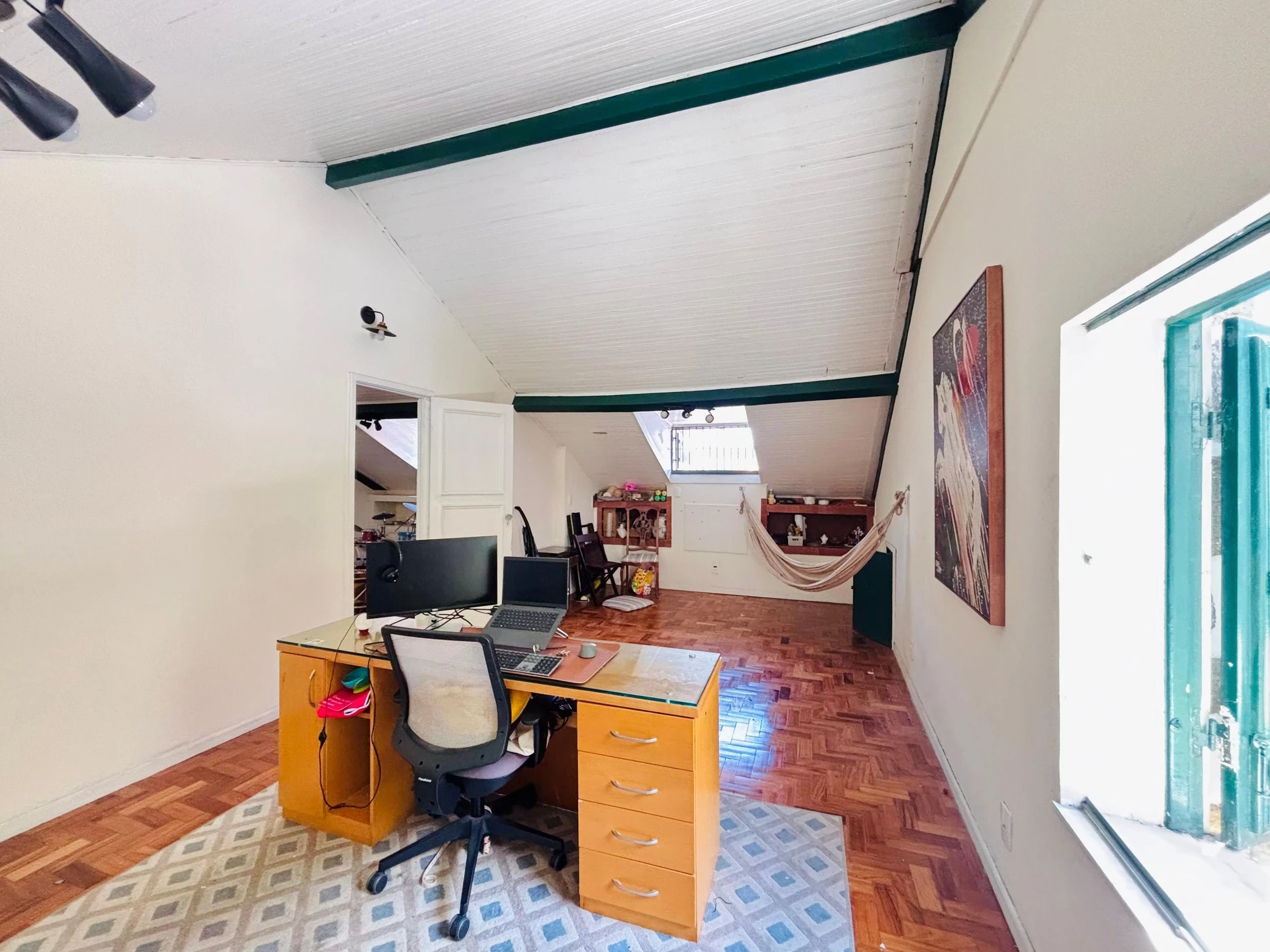 Furnished house, 380 m², with a grill on the balcony — photo 50