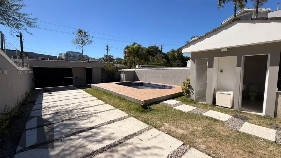 Casa de 400 m² com 4 quartos e jardim privativo — photo 28