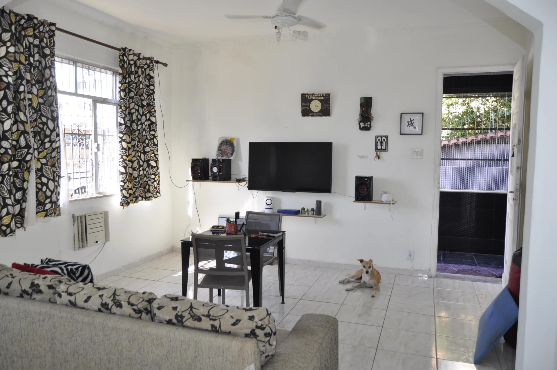 Rental house with 6 bedrooms and 4 bathrooms — photo 9