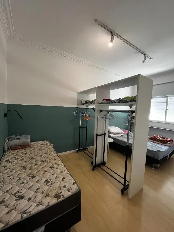 One-bedroom apartment with a washing machine — photo 14