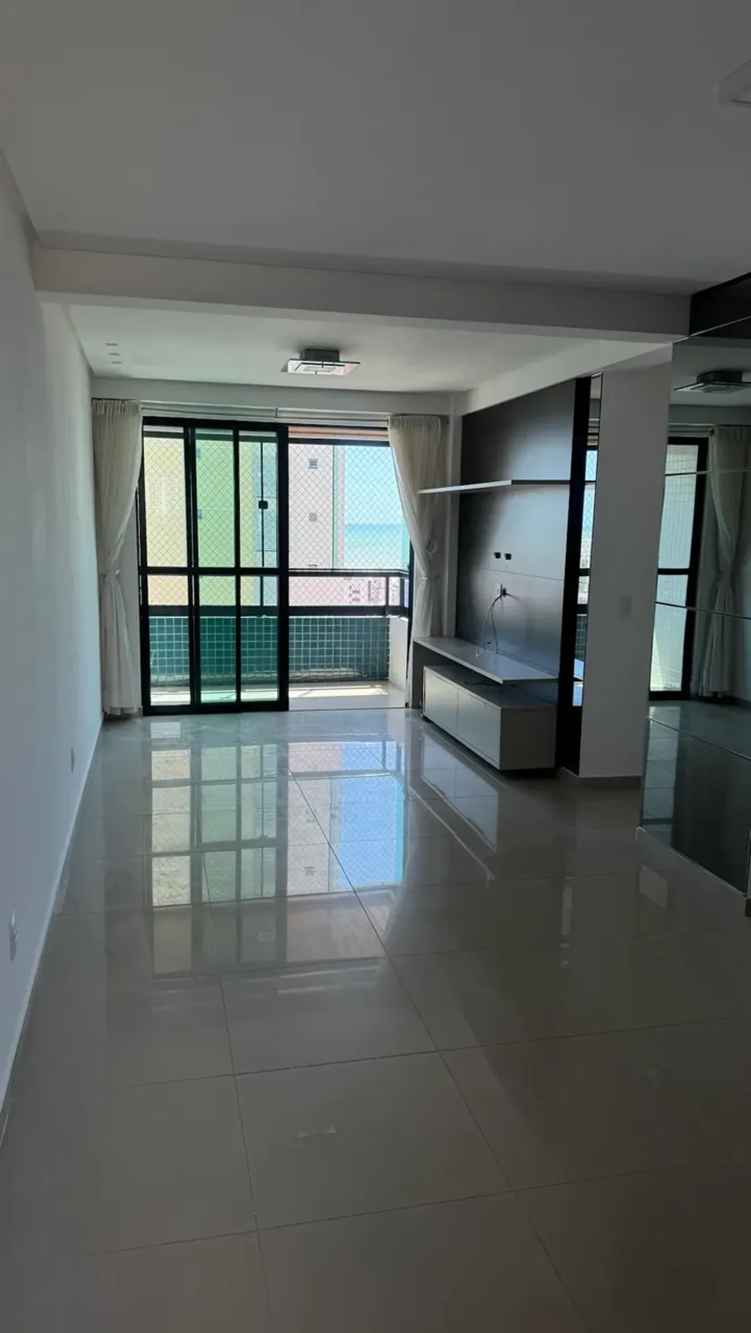 Apartment on the 18th floor with a washing machine — photo 5