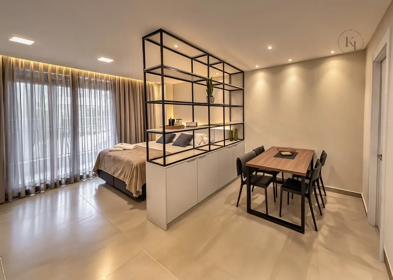 One-bedroom apartment in a building with a coworking space