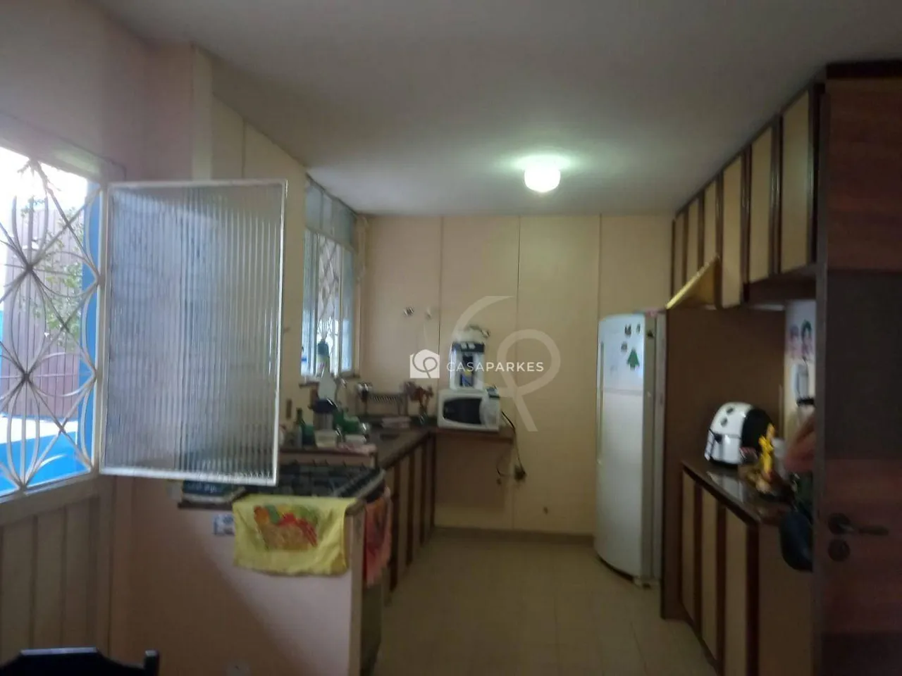 Furnished house with 4 bedrooms and a gas stove kitchen — photo 2