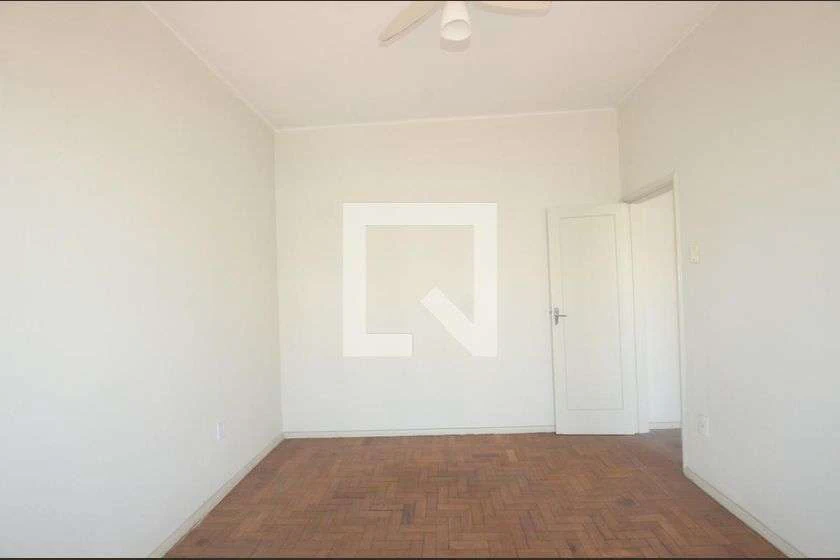 65 m² apartment with 2 bedrooms and 1 bathroom — photo 19