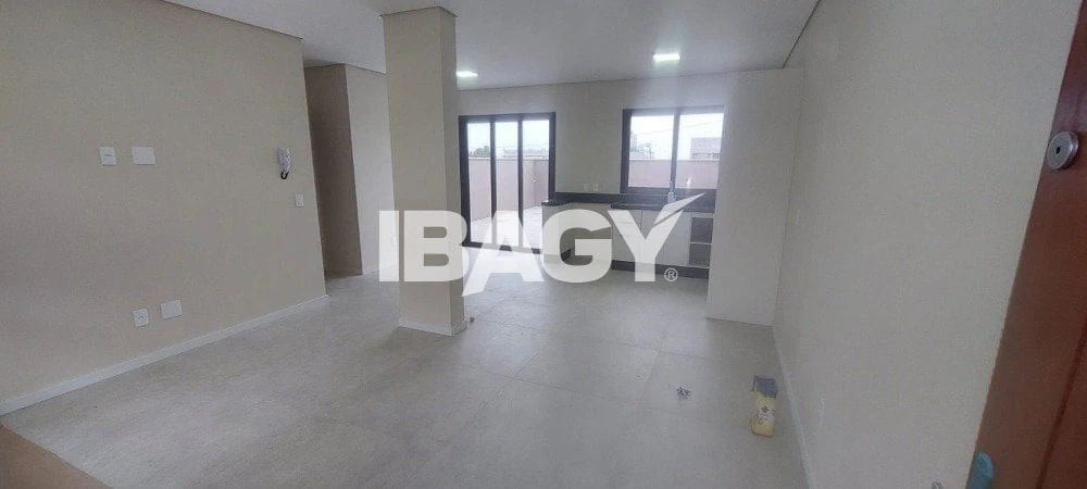 Casa con 3 dormitorios, suite y 20 plazas de parking — photo 4