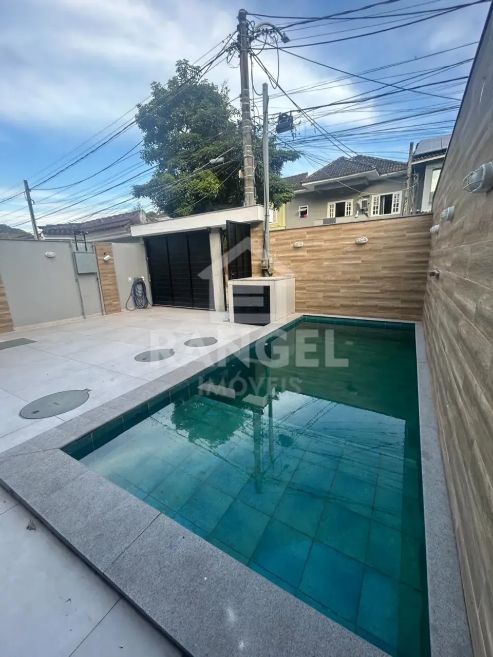 House with 3 bedrooms and 5 bathrooms, open-plan kitchen — photo 15