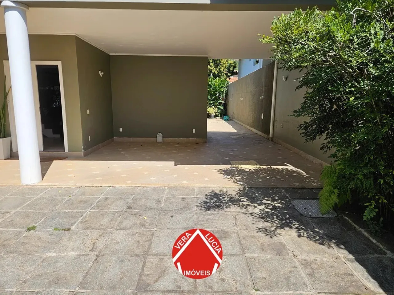 Furnished duplex house with 5 bedrooms and 5 baths — photo 17