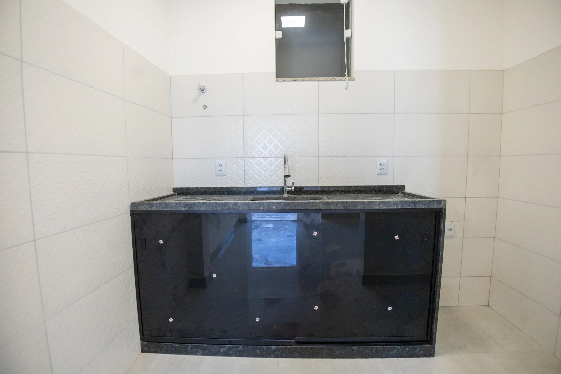 2-bedroom house with a private BBQ — photo 12