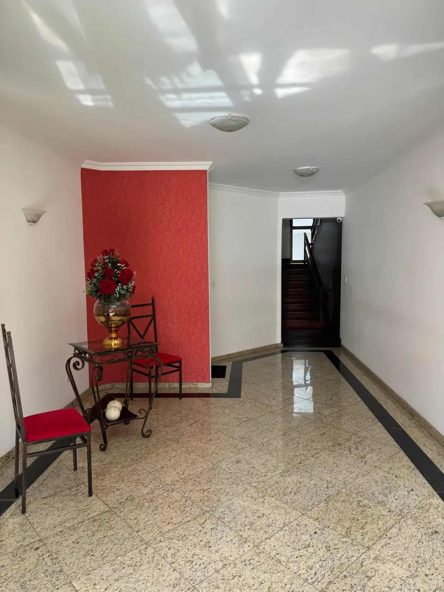 One-bedroom apartment with a jacuzzi — photo 19
