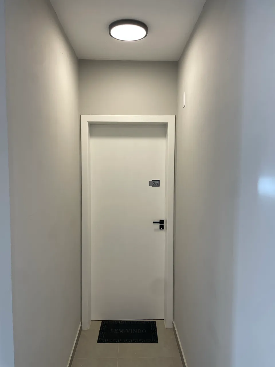 Apartamento amueblado de 1 dormitorio con balcón — photo 10